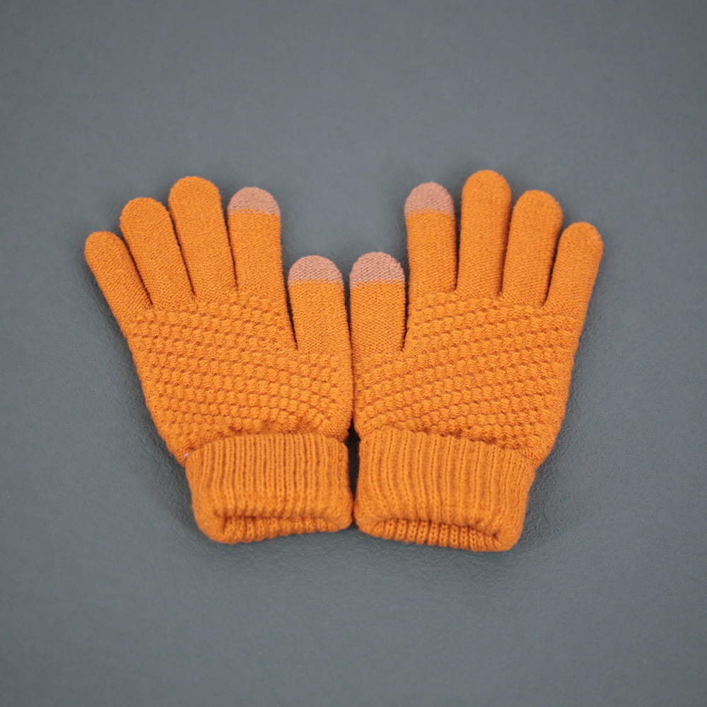 Solid color two finger knit touch screen gloves
