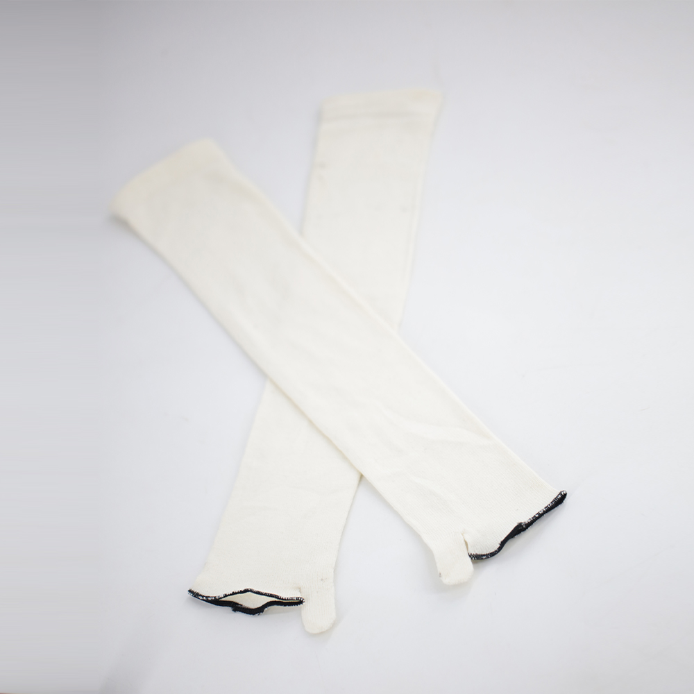 Knitted long arm sleeves
