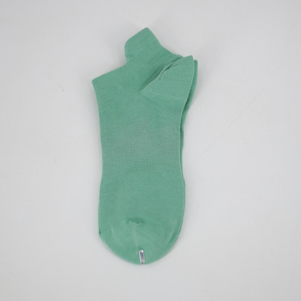 Men's low top casual cotton socks