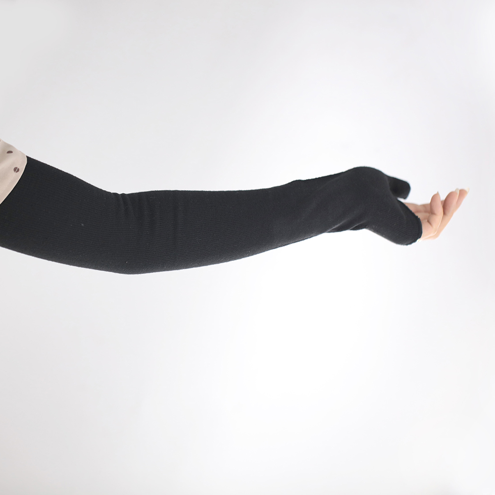 Knitted long arm sleeves