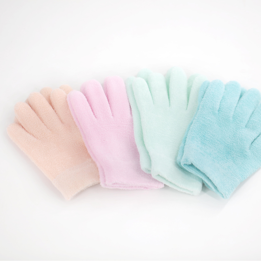 Feather yarn gel spa socks and gloves set