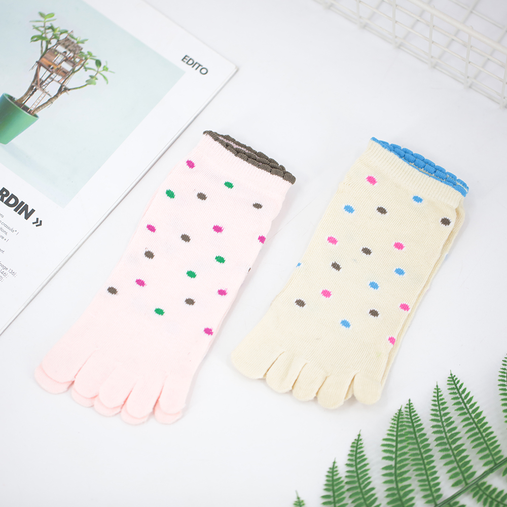 Cotton cropped five-toed socks