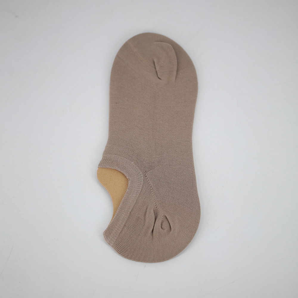 Men's invisible boat socks