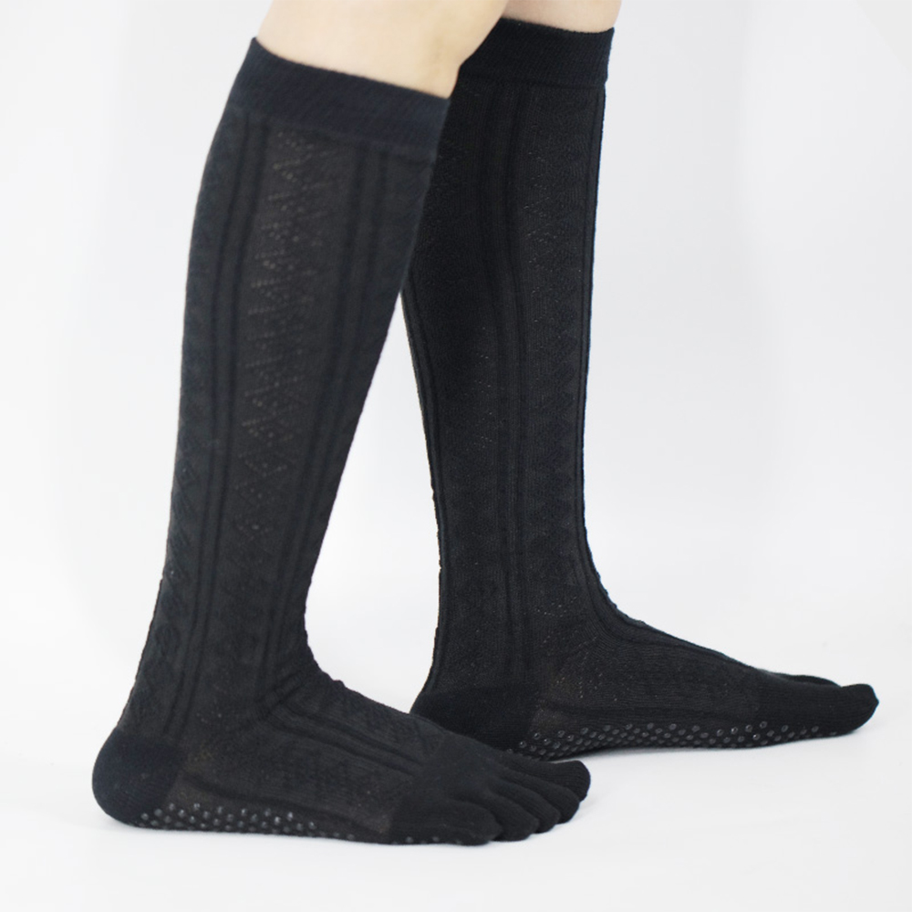 Striped mesh mid tube yoga socks