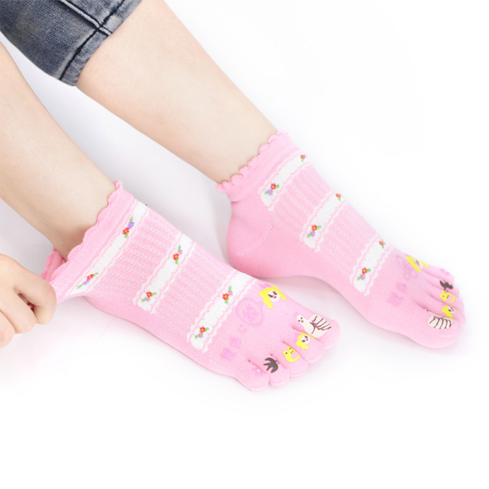 Toe dispensing five-toe short socks