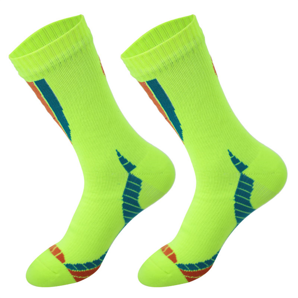 Adult non-dispensing long waterproof ski socks