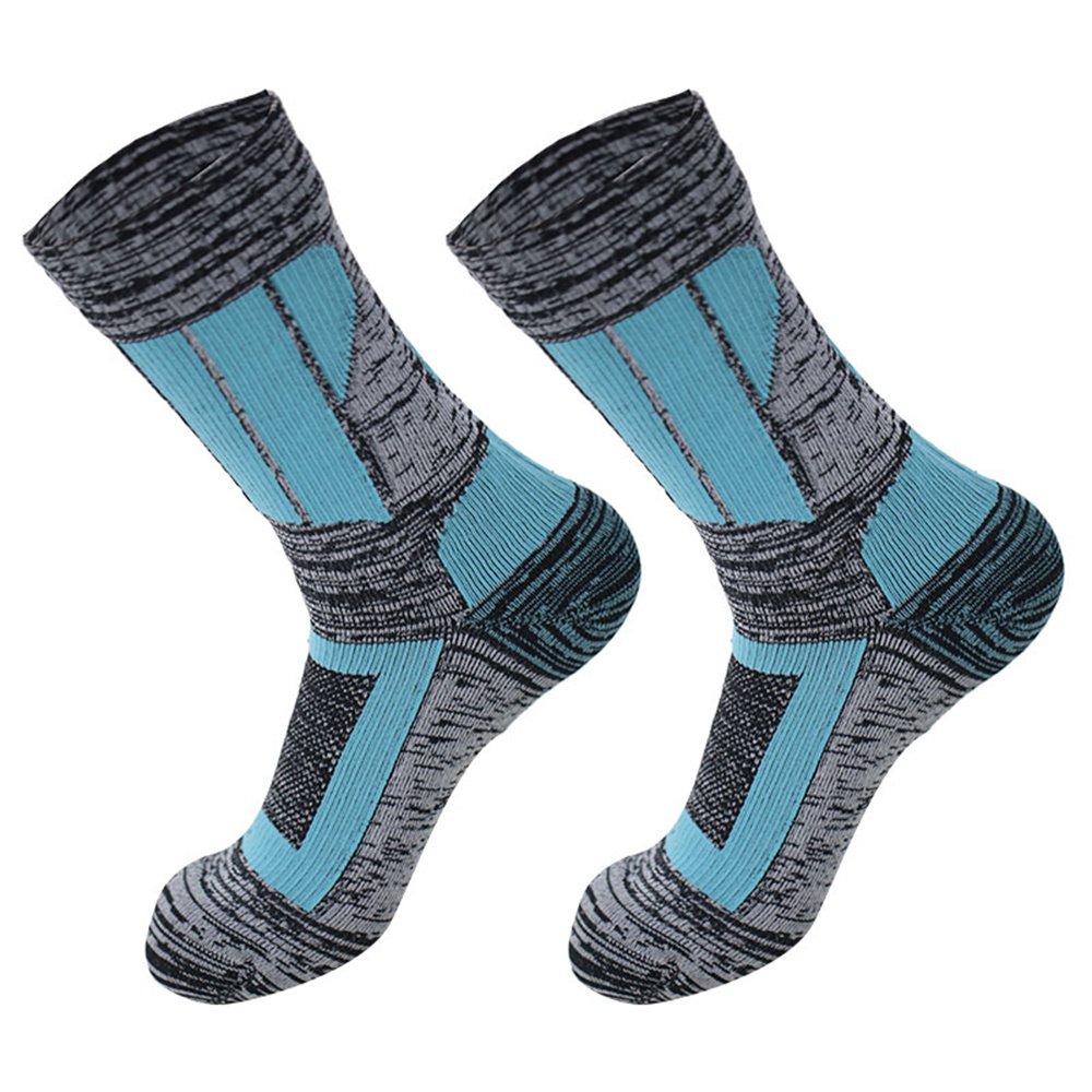 Adult non-dispensing long waterproof ski socks