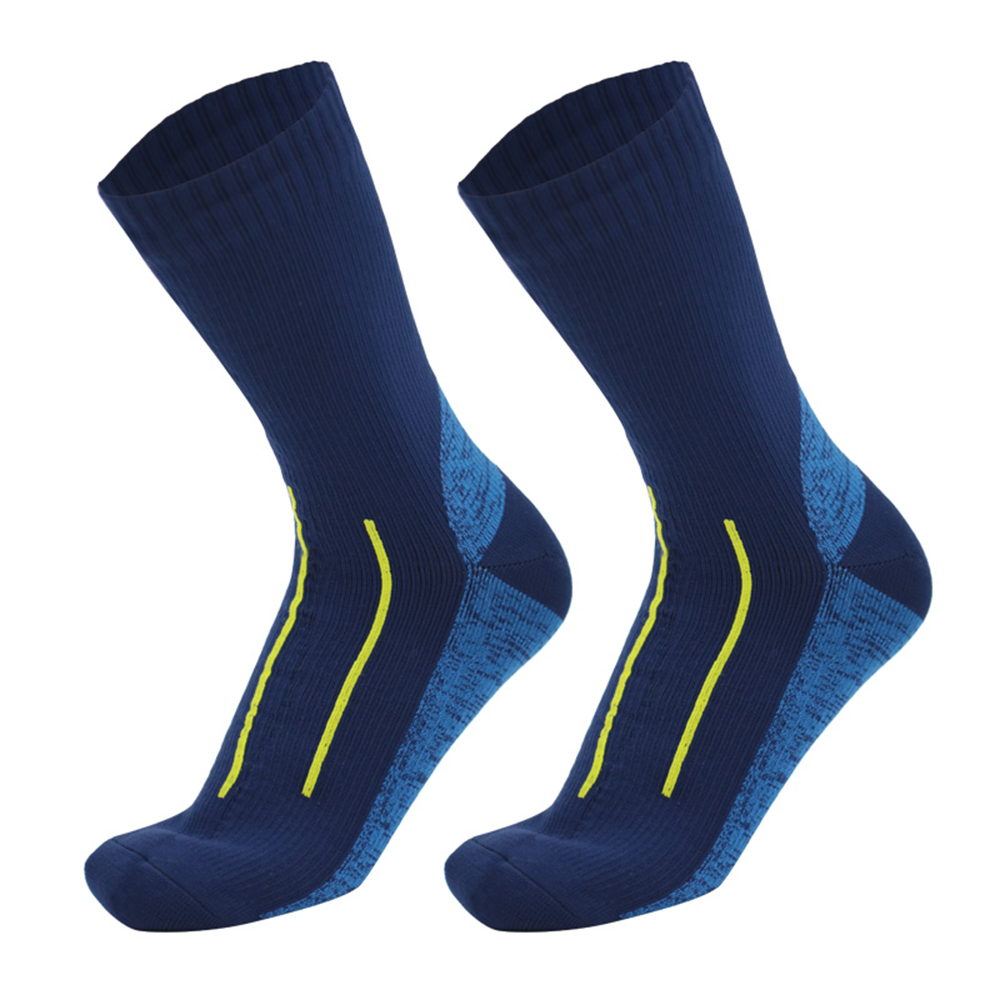 Adult non-dispensing waterproof knitted socks